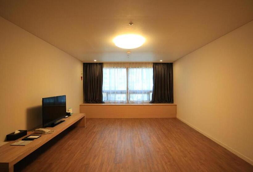 Номер Стандарт, Best Western Jeju