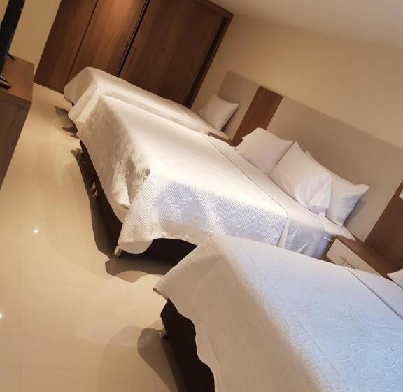 חדר משפחתי, Campestre Santa Lucia