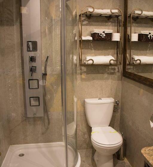 חדר סטנדרט יחיד, Castel Transilvania