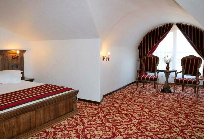 آپارتمان 1 خوابه با تراس, Castel Transilvania