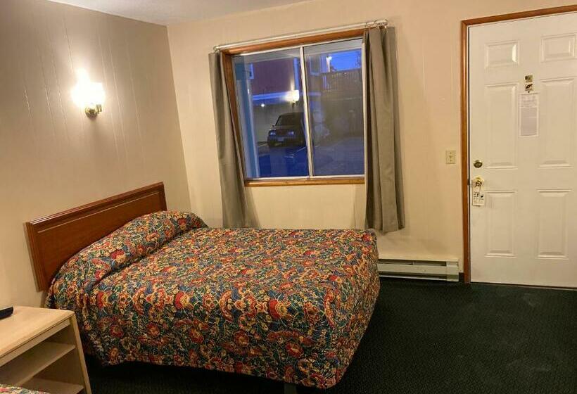 غرفه قياسيه سريرين مزدوجين, Heidi S Inn