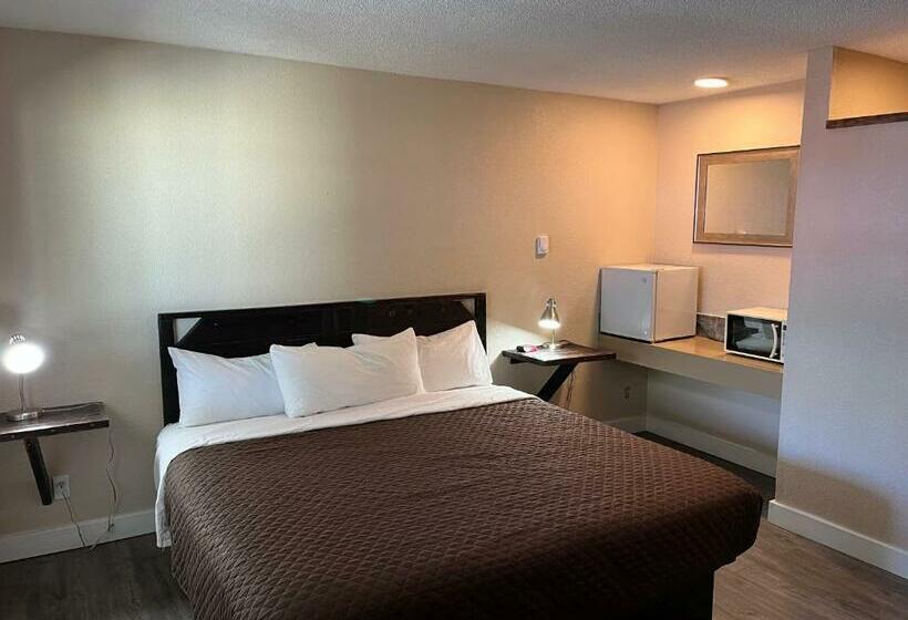 غرفة ديلوكس سرير كينج, Heidi S Inn