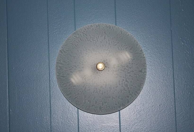 غرفه قياسيه سريرين مزدوجين, Heidi S Inn