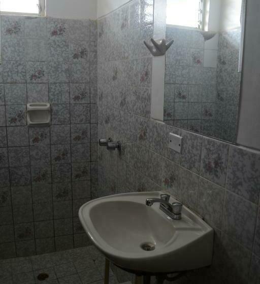 اتاق استاندارد سه نفره, Kuelap