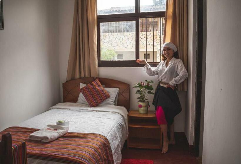 اتاق استاندارد یک نفره, Kuelap