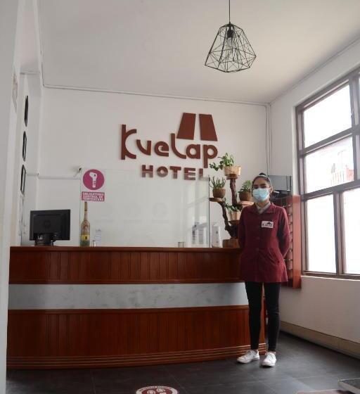 اتاق استاندارد چهارنفره با چشمانداز باغ, Kuelap