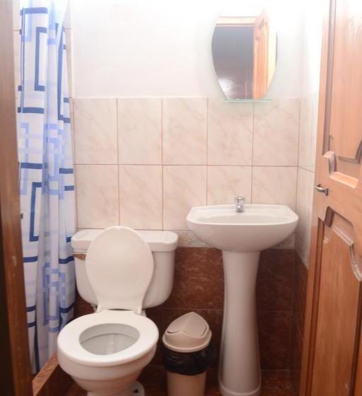 اتاق استاندارد چهارنفره با چشمانداز باغ, Kuelap