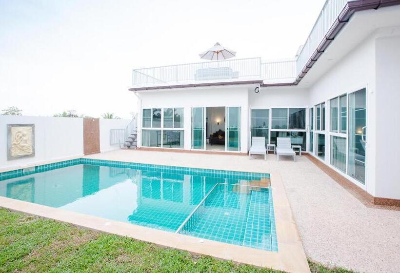 수영장이 있는 3베드룸 빌라, Lux Family Villas Krabi Ao Nang