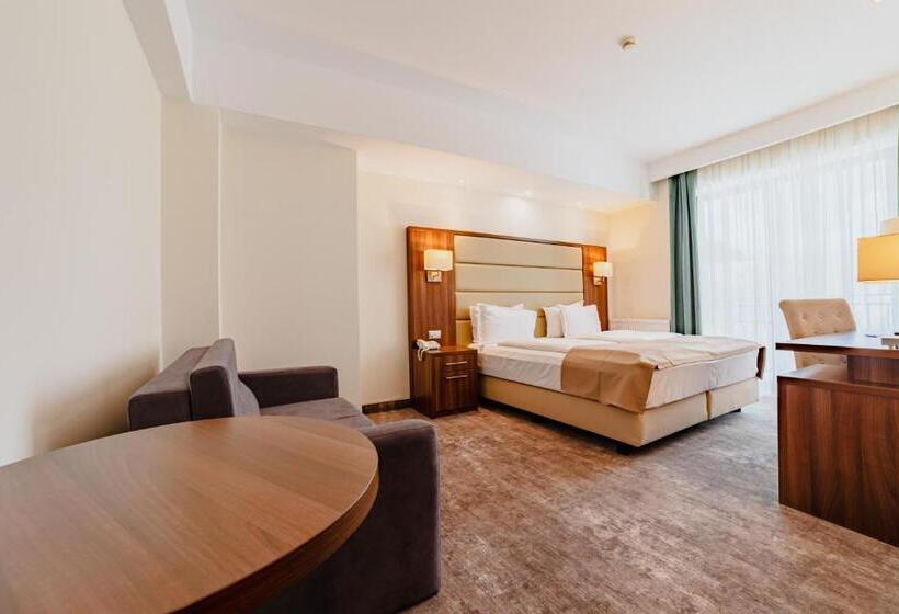 חדר משפחתי, Radsor