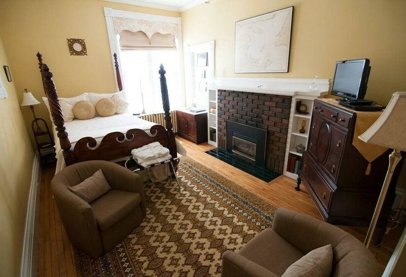 غرفة قياسية, Shipwright Inn