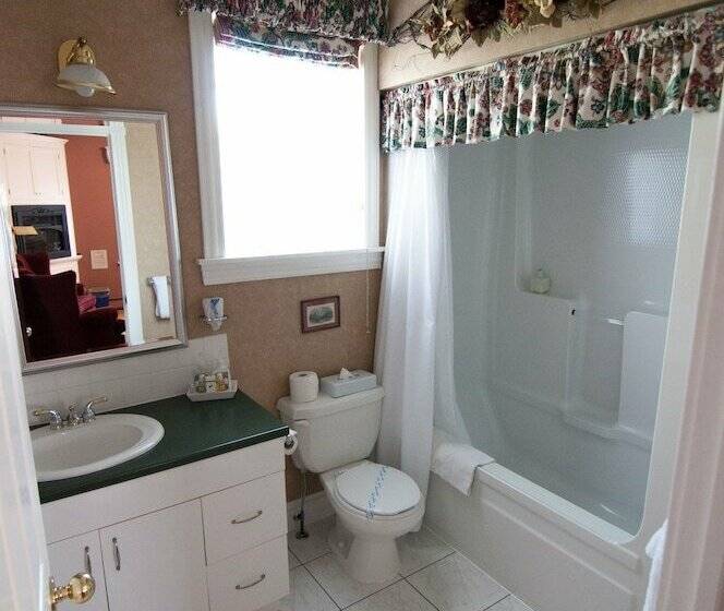 غرفة قياسية, Shipwright Inn