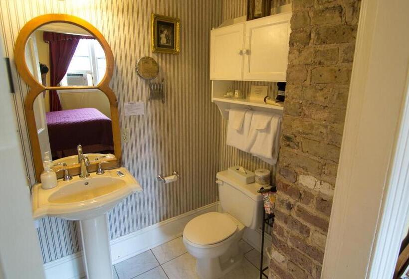 غرفة قياسية, Shipwright Inn