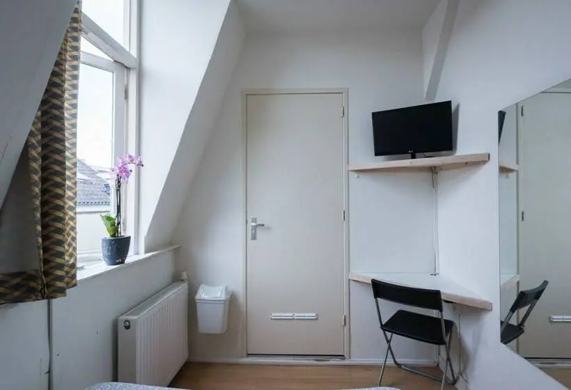 اتاق استاندارد, Stone Hostel Utrecht
