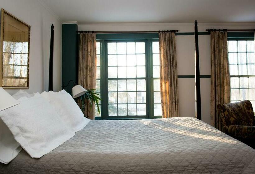 Номер Стандартный Кровать Куин, The Old Inn On The Green