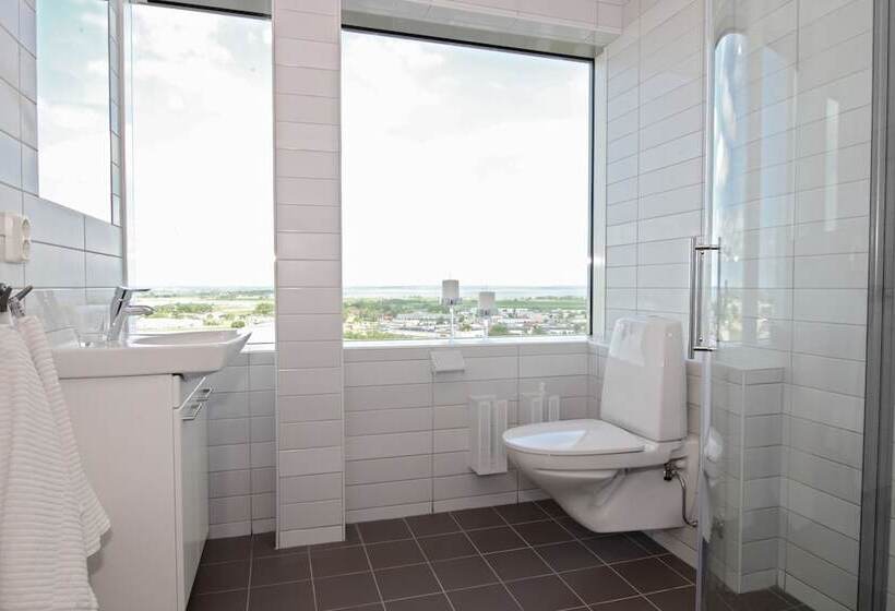 آپارتمان 2 خوابه, Sky Hotel Apartments Tornet