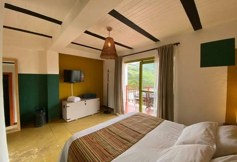 Premium room with view, Viajero Salento Hostel