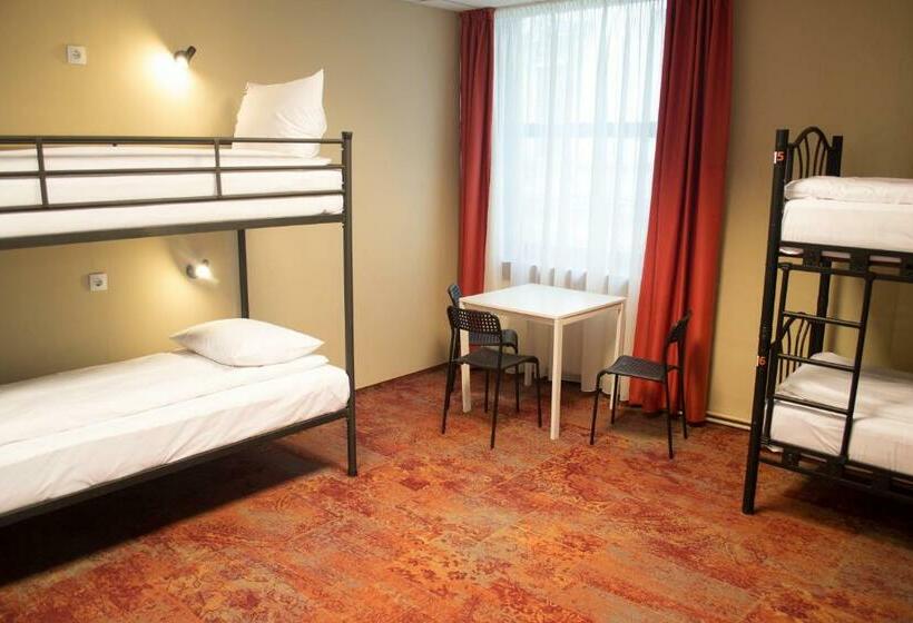 标准间, B13 Hostel