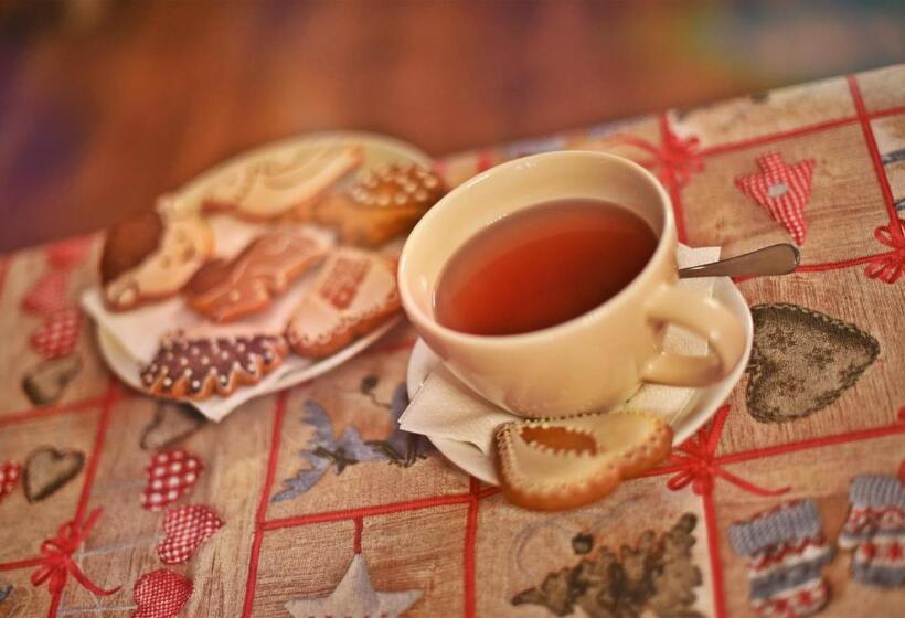 חדר סטנדרט לשלושה עם מרפסת, Horizont Panzio