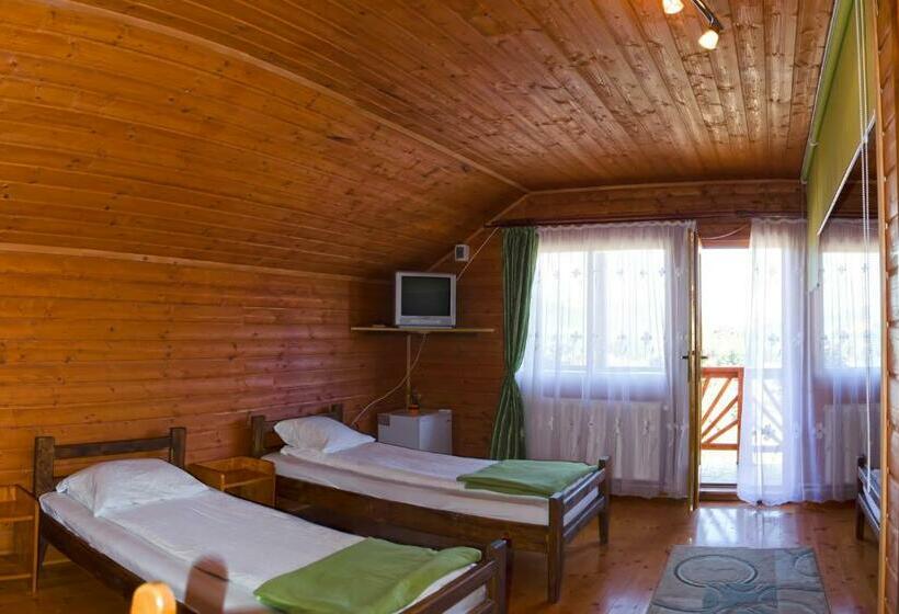 スタンダード4人部屋, Pensiunea Moldovan