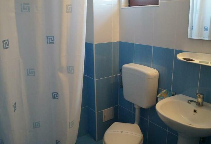 חדר סטנדרט לשלושה, Hostel Sea Star