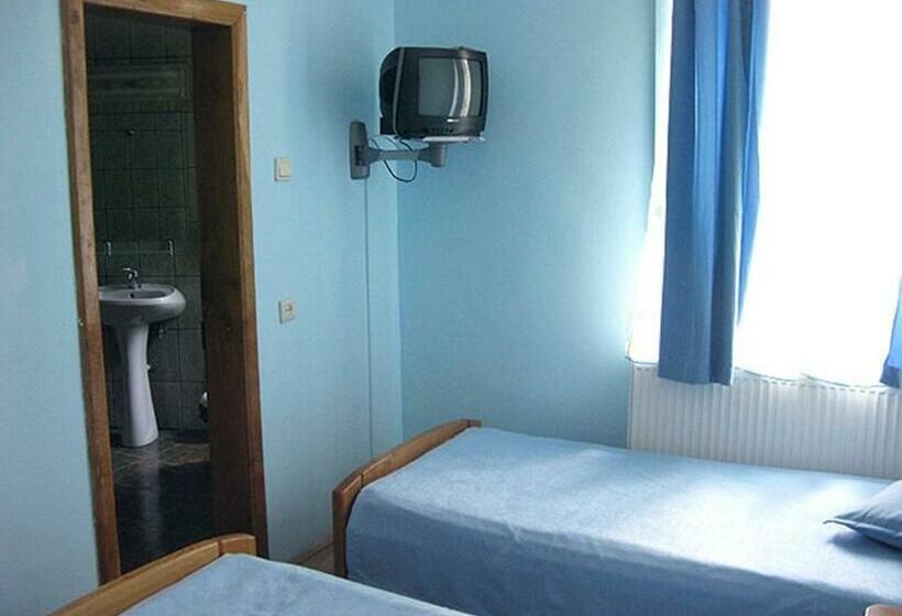 Номер Стандарт, Hostel Sport