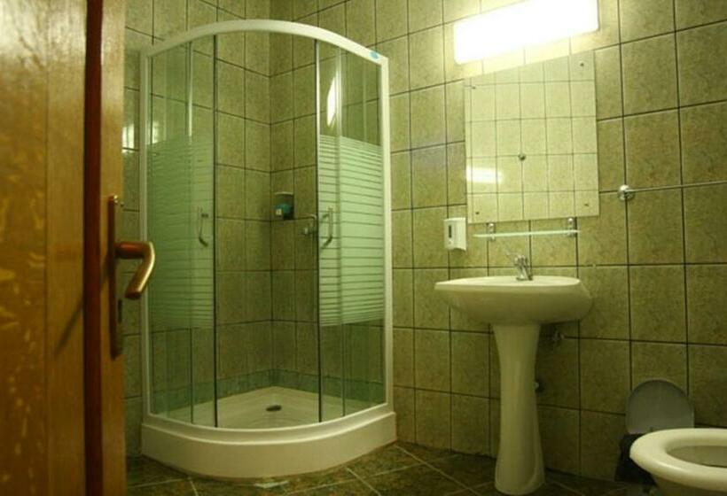 Полулюкс, Hostel Sport