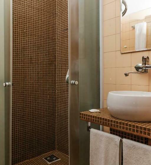 バルコニー付きスタンダードルーム, 2d Resort And Spa