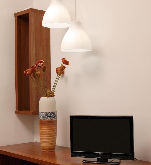 スイート, 2d Resort And Spa