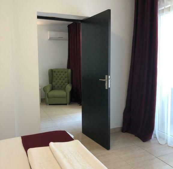 带1个卧室的公寓, Academy