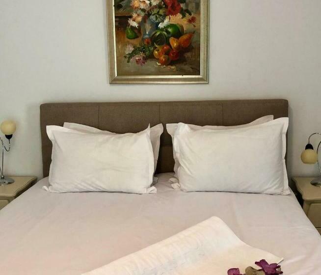 带1个卧室的公寓, Academy