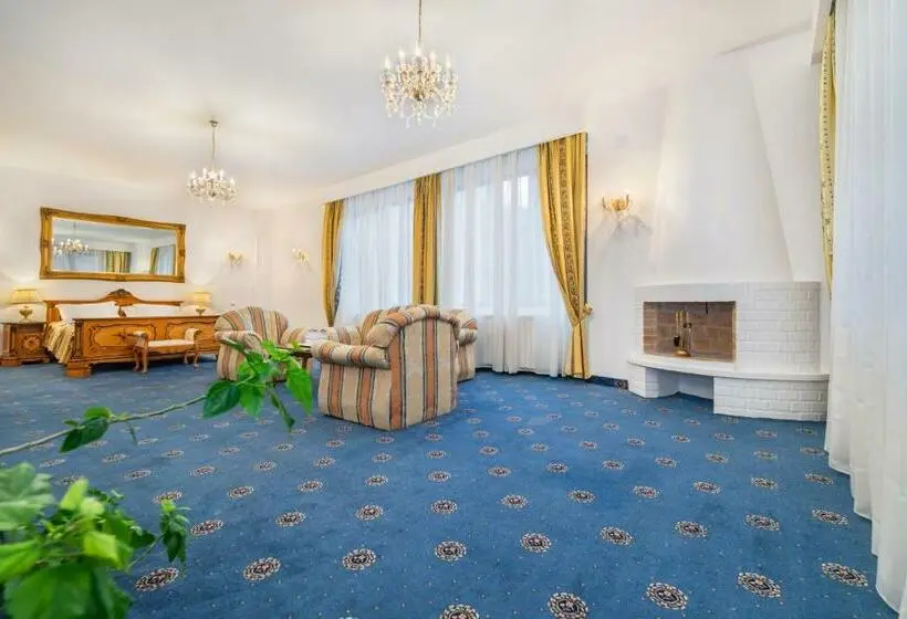 Premium-sviitti, Aurelius Imparatul Romanilor Hotel & Spa