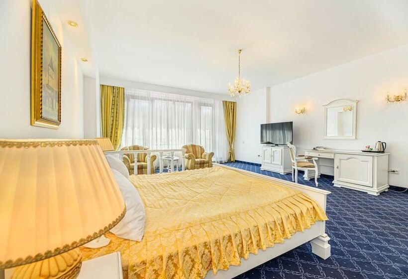 带阳台的高级房间, Aurelius Imparatul Romanilor Hotel & Spa
