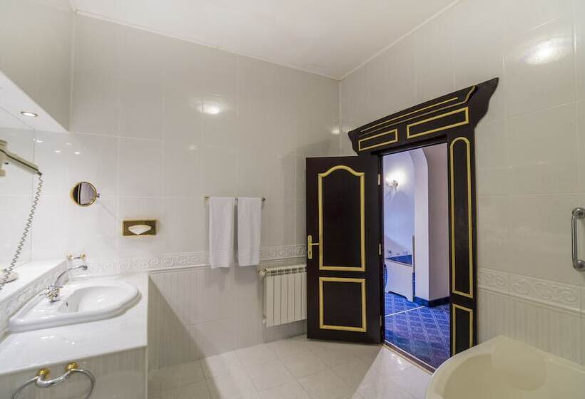 اتاق سوپریور با بالکن, Aurelius Imparatul Romanilor Hotel & Spa