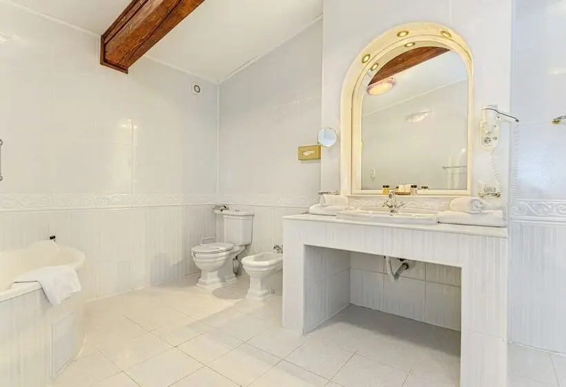 Deluxe-sviitti, Aurelius Imparatul Romanilor Hotel & Spa