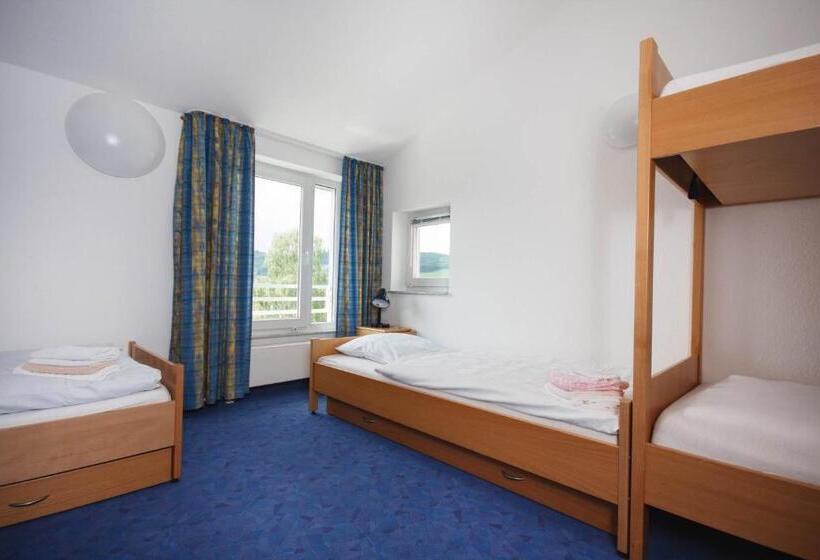 غرفة قياسية رباعية, Bergkloster Bestwig