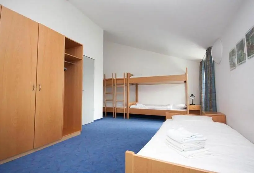 スタンダード４人部屋, Bergkloster Bestwig