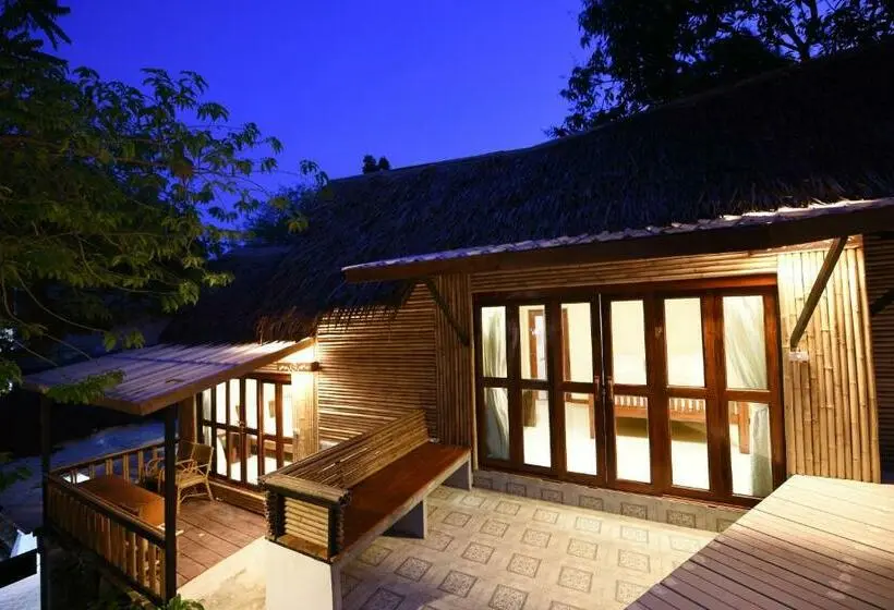 デラックスバンガロー, Chunut House Resort