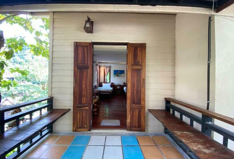 Бунгало Deluxe, Chunut House Resort