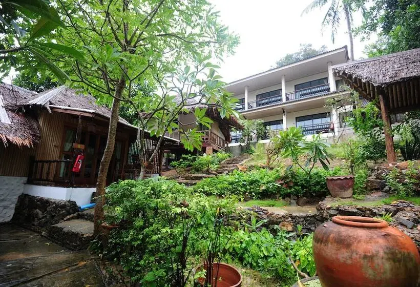 デラックスルーム, Chunut House Resort