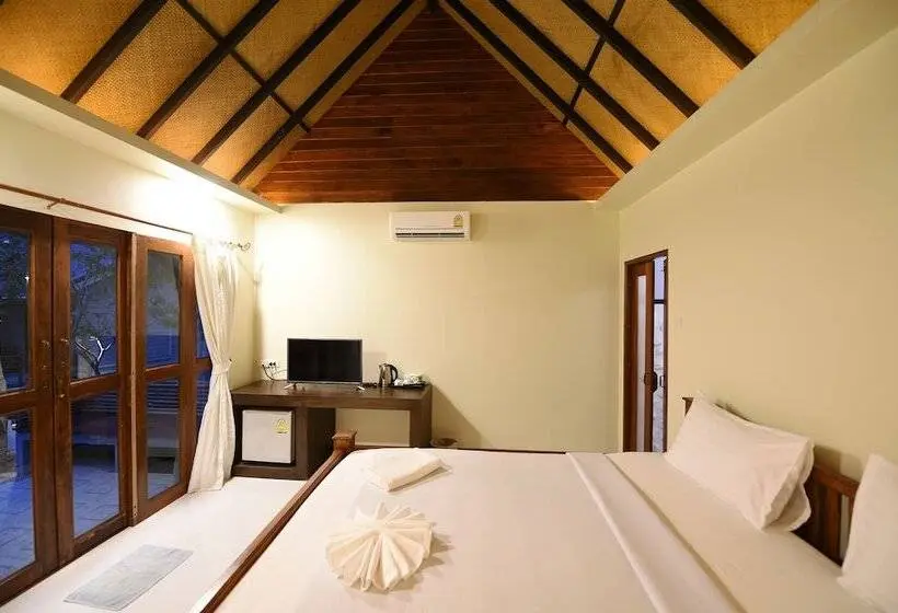 デラックスルーム, Chunut House Resort