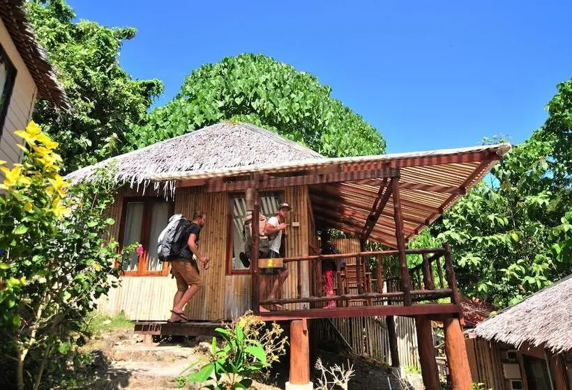 デラックスバンガロー, Chunut House Resort