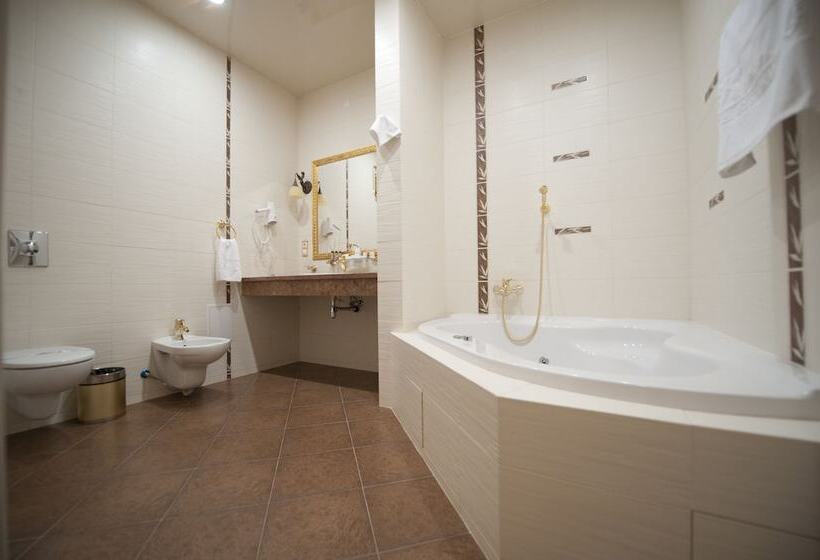 Люкс, Deluxe Hotel Kupava