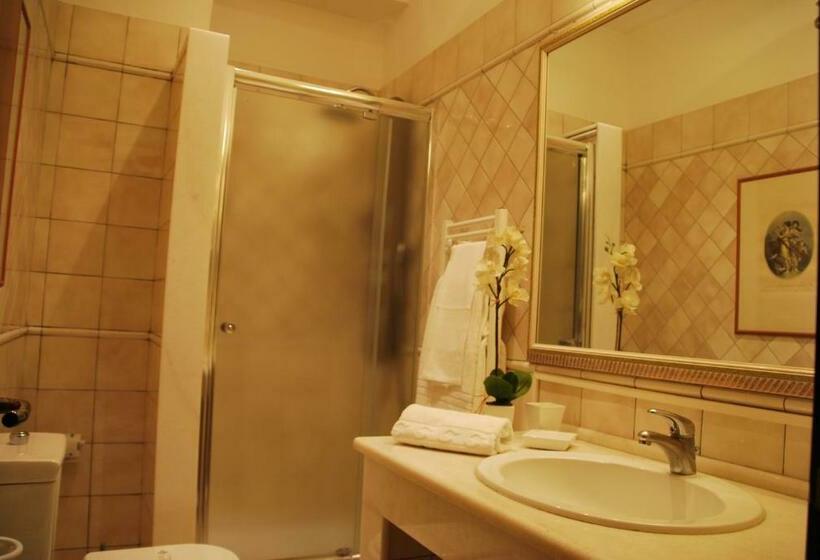 Номер Стандарт Трехместный, Domus Mariae Albergo