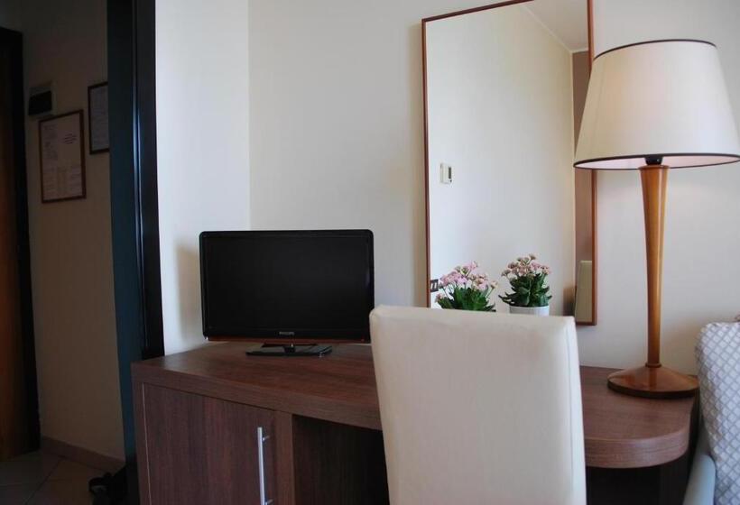 Номер Стандарт Вид на Море, Domus Mariae Albergo