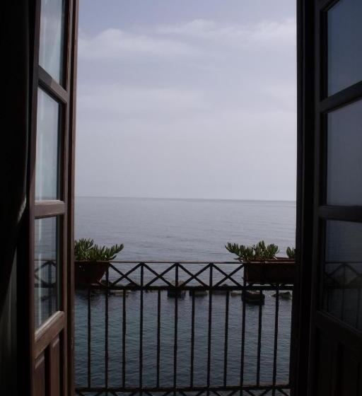 Номер Стандарт Вид на Море, Domus Mariae Albergo