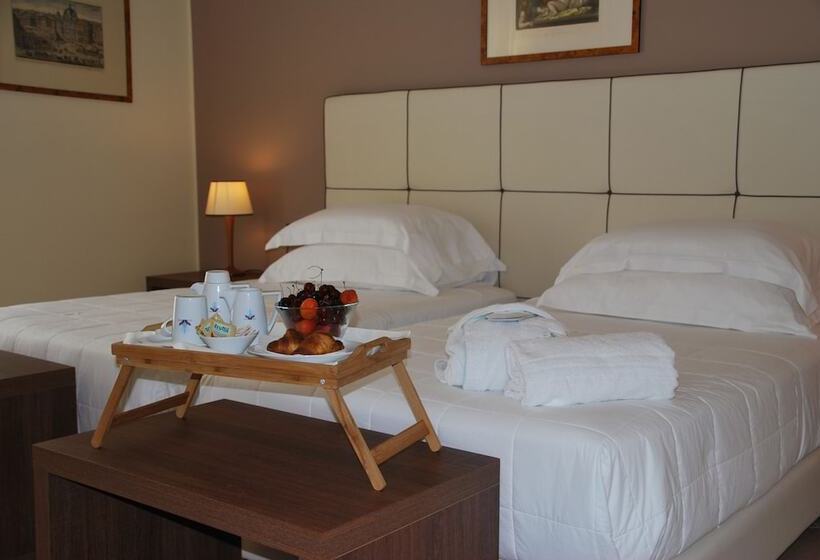 Номер Стандарт Трехместный, Domus Mariae Albergo