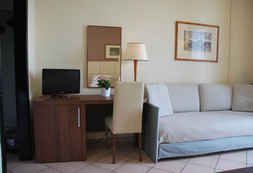 Номер Стандарт Трехместный, Domus Mariae Albergo