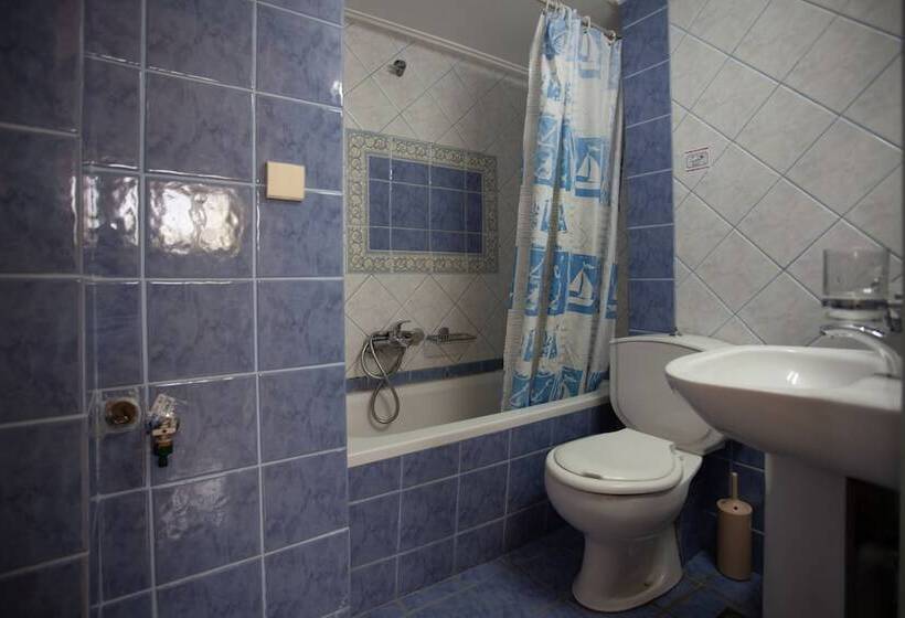 شقة غرفة واحدة, Eliza Apartments