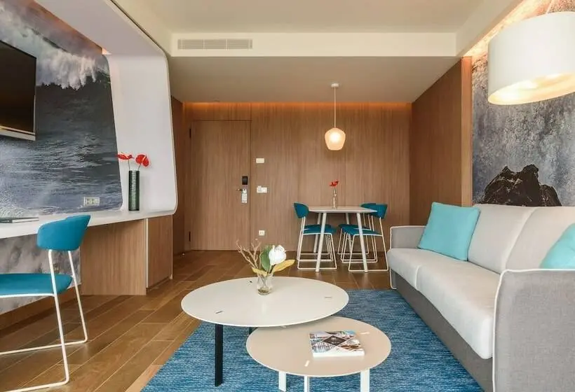 オーシャンビュージュニアスイート, Eurostars Cascais