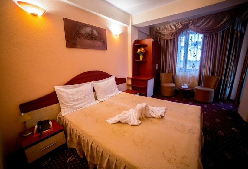 Номер Стандарт, Havana